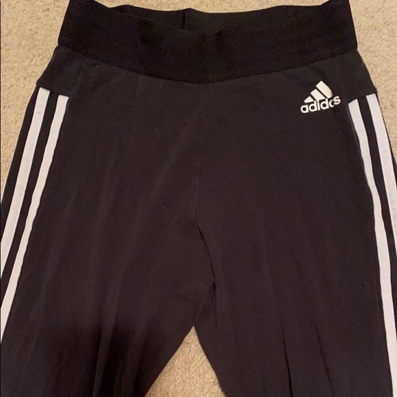 Woman’s black adidas leggings - Picture 1 of 1
